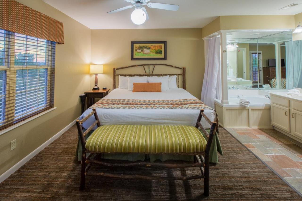 Holiday Inn Club Vacations Timber Creek Resort At De Soto Papin Bagian luar foto